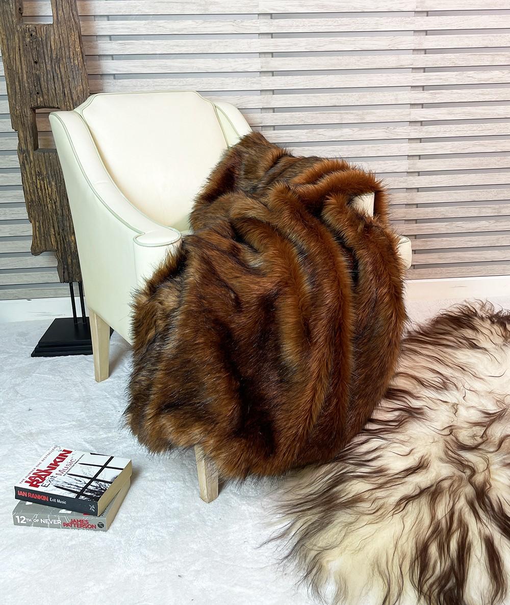 Tamarin faux fur throw