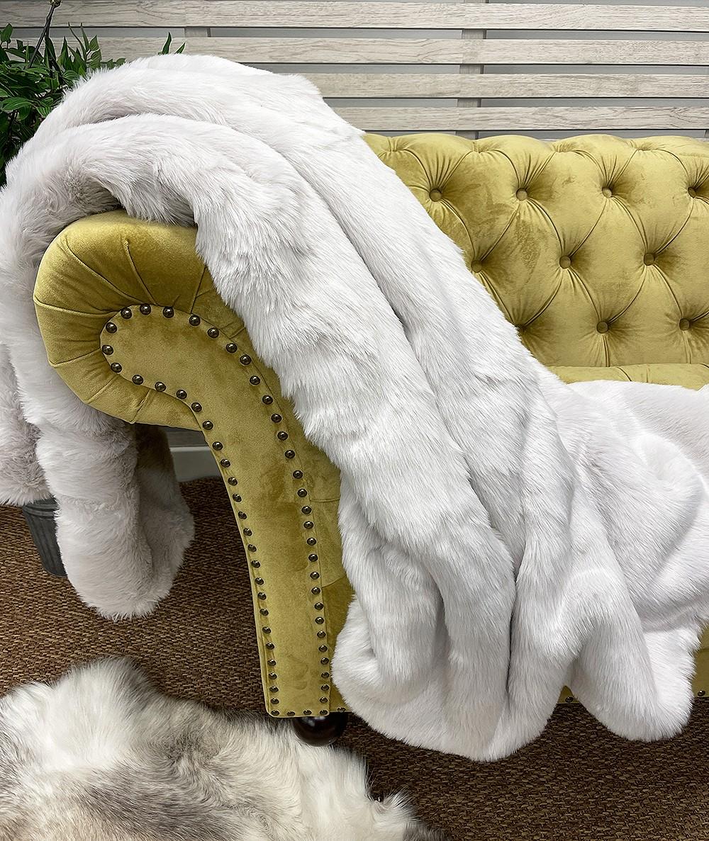 Arctic Fox faux fur throw