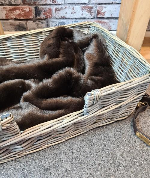 Brown fur pet bed