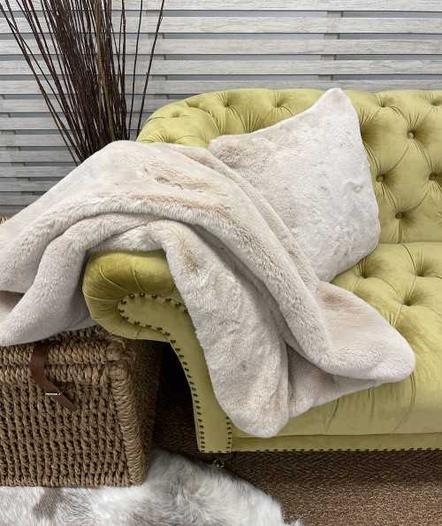 Chelsea Sandstone Faux Fur Throw