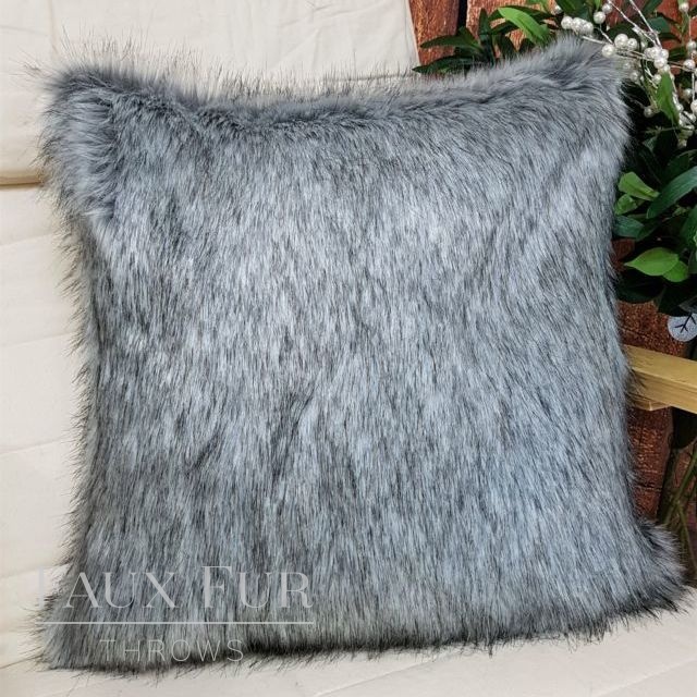 https://www.fauxfurthrows.com/images/pictures/11-photos-saturday/arabian-grey/arabian-grey-cushion-(product).jpg?v=648cb49d